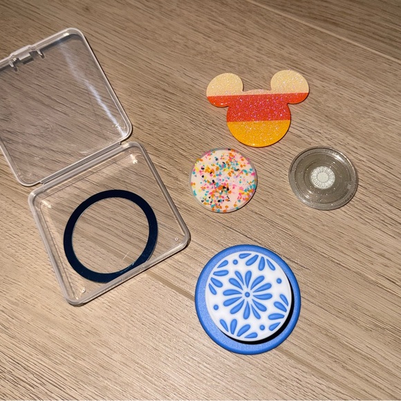 PopSocket Bundle - Picture 3 of 6